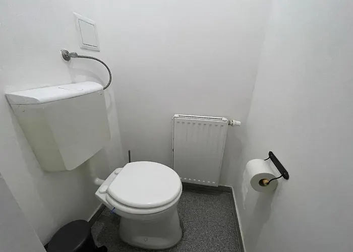 Apartament Central Sunny Flat With Free Parking Wiedeń